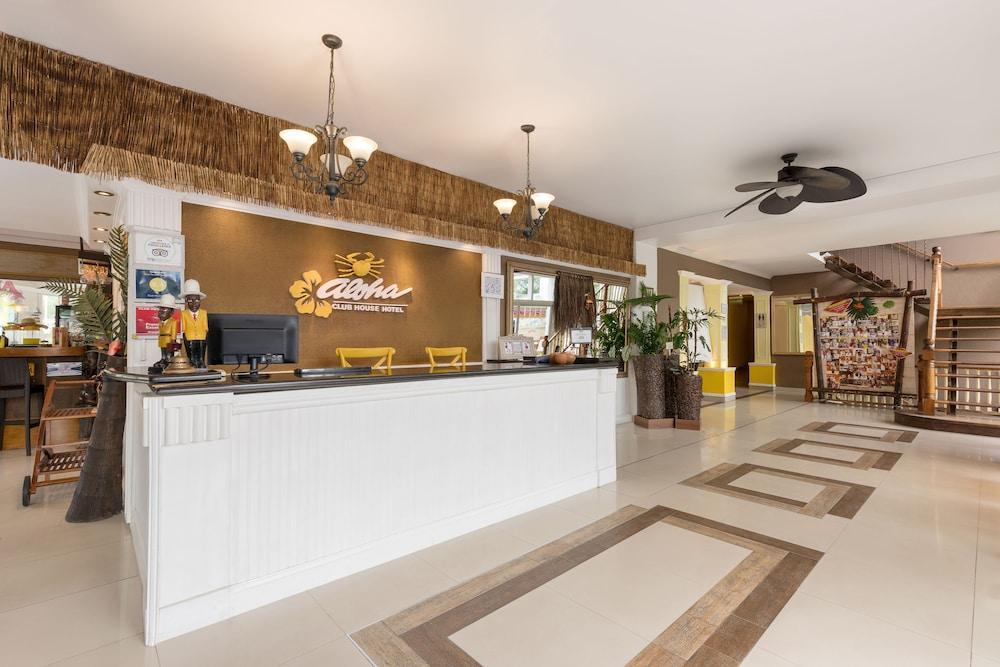 Club House Hotel Вилья-Карлос-Пас Экстерьер фото